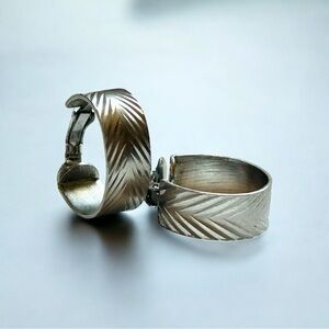 Vintage Silver Tone Chevron Etched Half Hoop Clip On Earrings Silver Hoops